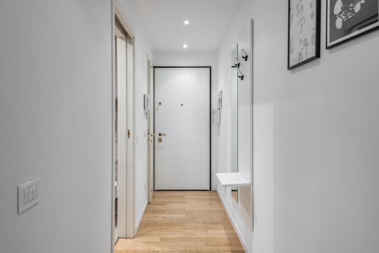 Easylife - Sofisticato Monolocale Con Terrazzino Nel Cuore Di Porta Venezia Milano Exteriör bild