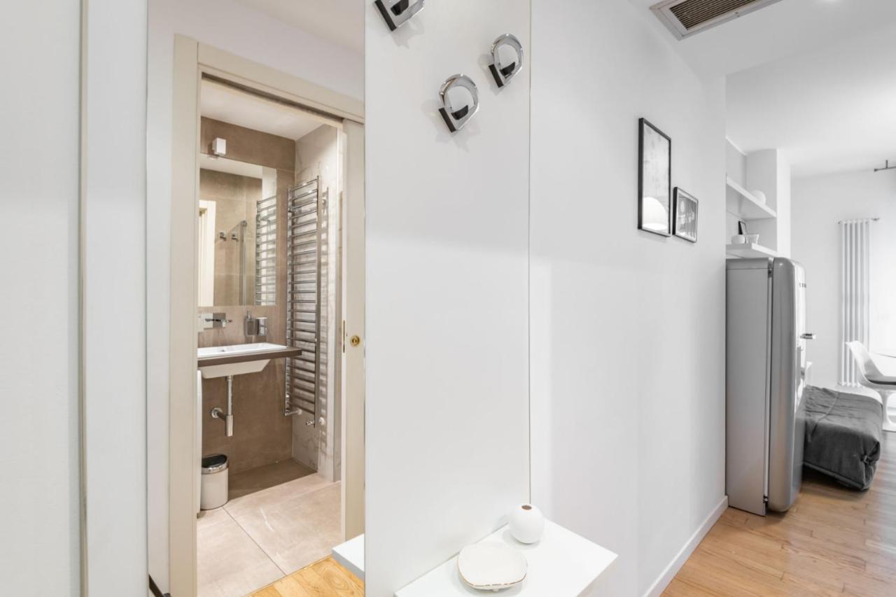 Easylife - Sofisticato Monolocale Con Terrazzino Nel Cuore Di Porta Venezia Milano Exteriör bild